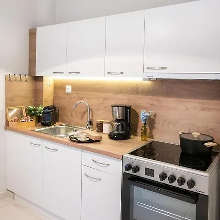 Ξενοδοχείο με διαμερίσματα Porto Sea View - Kypriou Θεσσαλονίκη